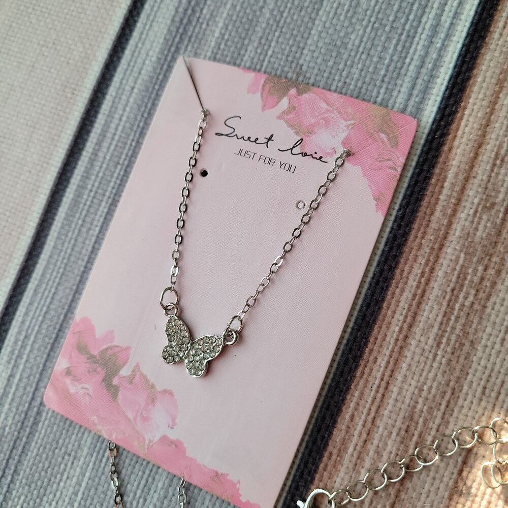 Silvery Butterfly Pendant Necklace โ Dainty Sparkle, Adjustable Fit NEW DD - Picture 5 of 6